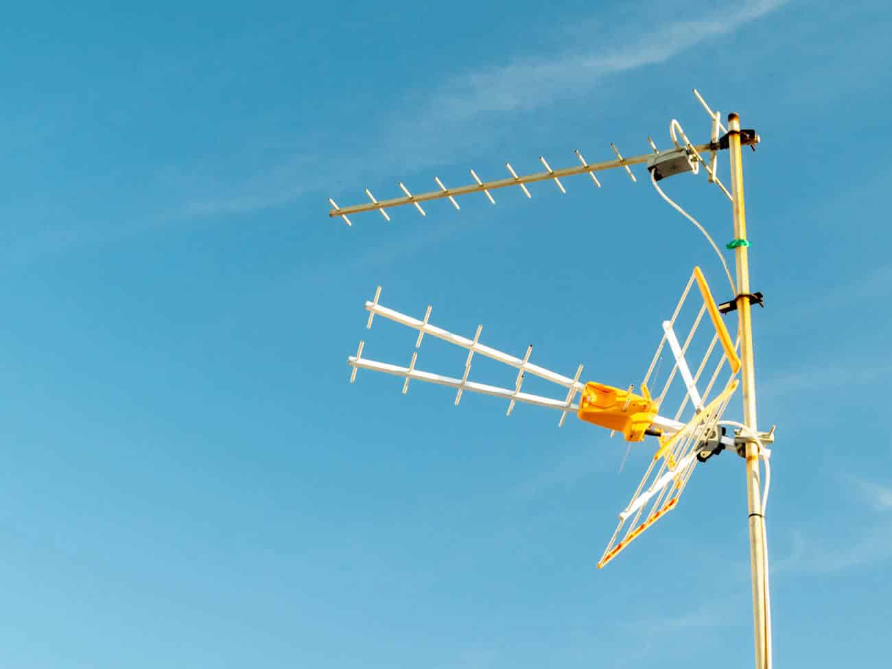 Freesat vs Freeview: Which Free TV Service is Best?